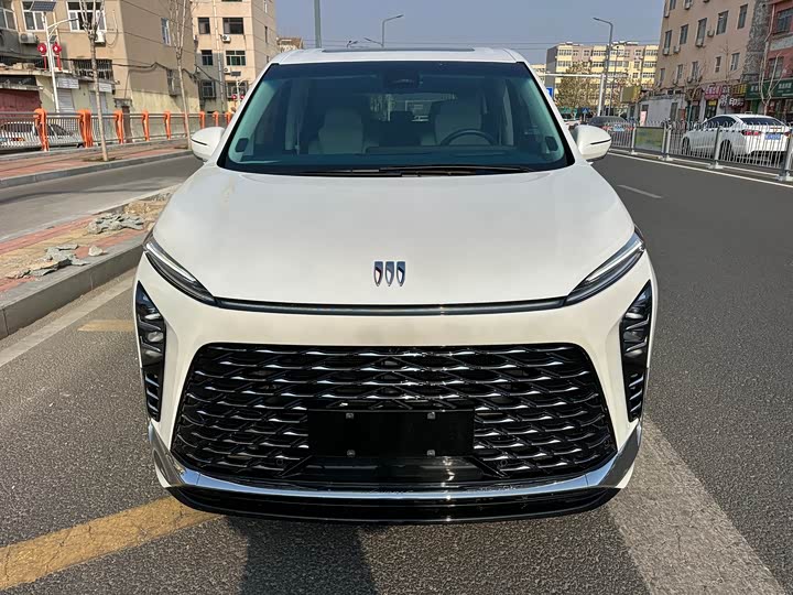 Фото 2 - Buick GL8 Hybrid