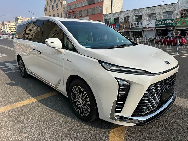 Фото 3 - Buick GL8 Hybrid