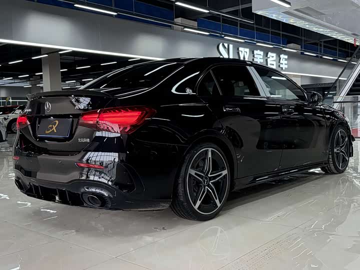 Фото 4 - Mercedes-Benz A-Class AMG