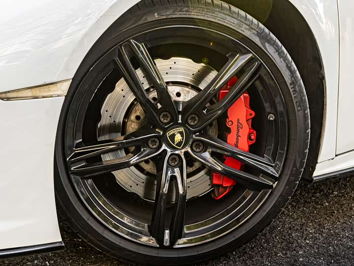 Фото 5 - Lamborghini Huracán