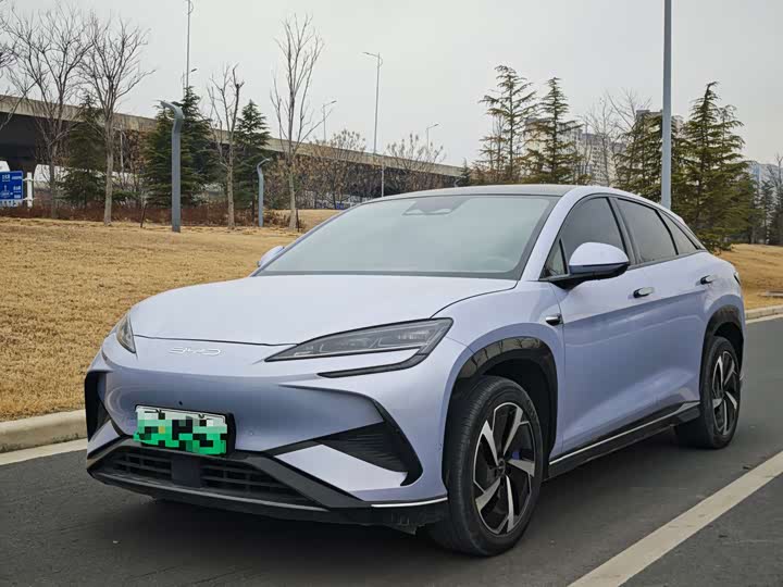 Фото 1 - BYD Sea Lion 07 EV