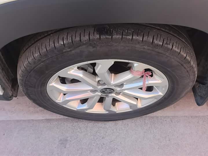 Фото 6 - Toyota Frontlander