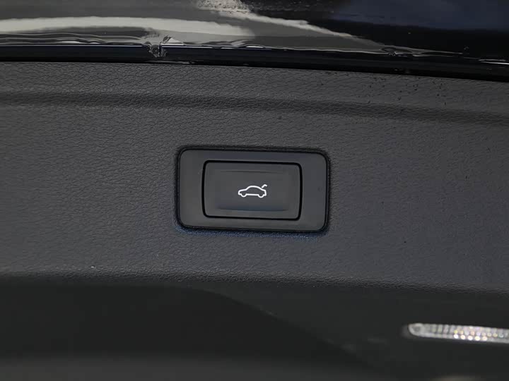 Фото 8 - Audi A5