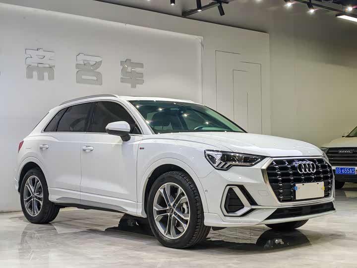 Фото 3 - Audi Q3
