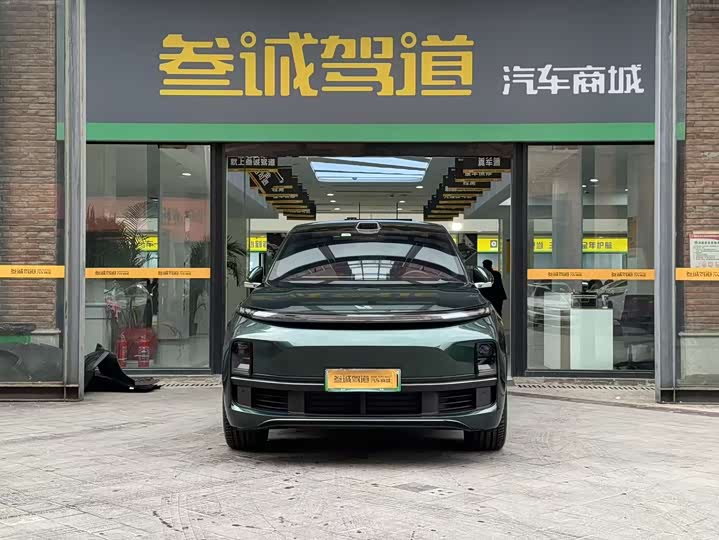 Фото 2 - LiXiang L9