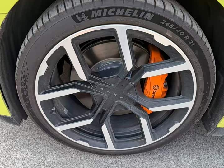 Фото 5 - XPeng P7