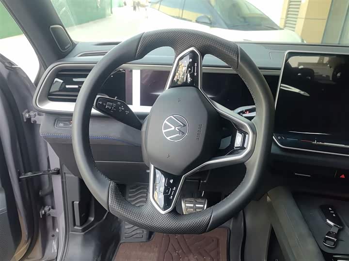 Фото 3 - Volkswagen Teramont Pro