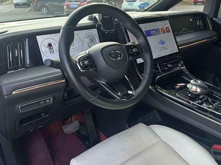 Фото 4 - GAC Trumpchi M8