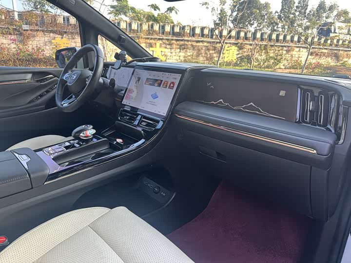 Фото 9 - GAC Trumpchi M8