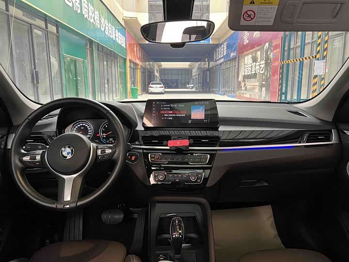 Фото 4 - BMW X1
