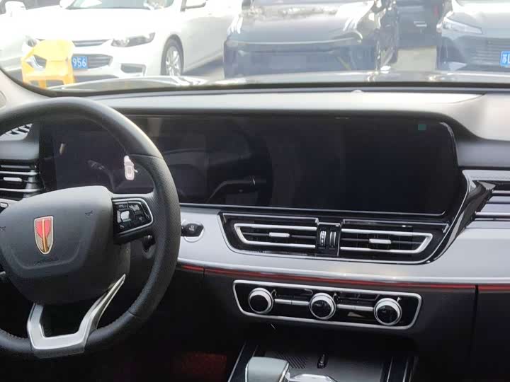 Фото 6 - Hongqi HS5