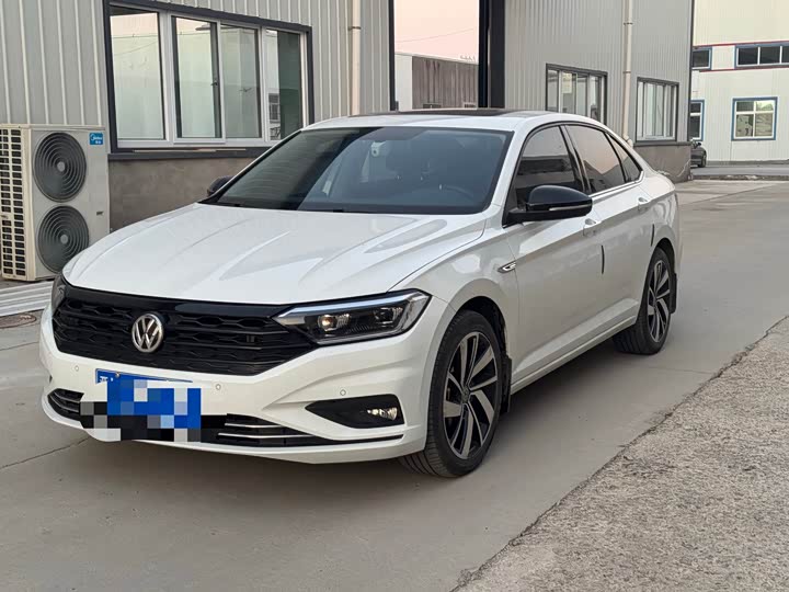 Фото 1 - Volkswagen Sagitar L