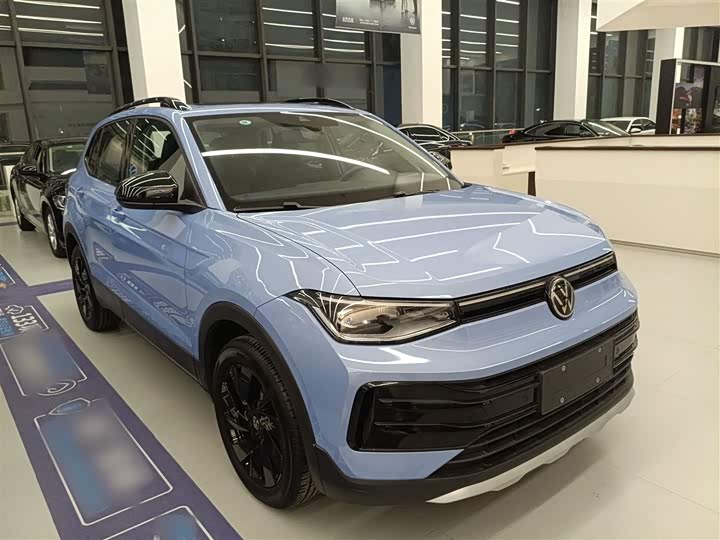 Фото 4 - Volkswagen Tharu