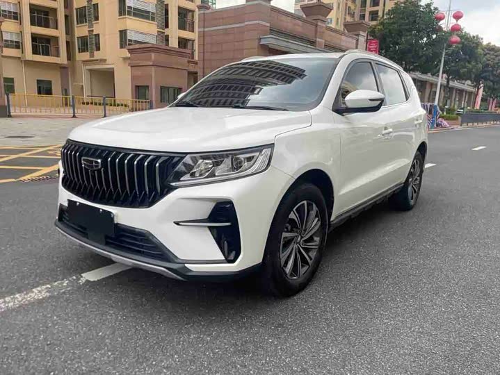 Фото 2 - Geely Vision X6
