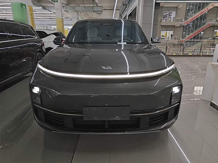 Фото 3 - LiXiang L8