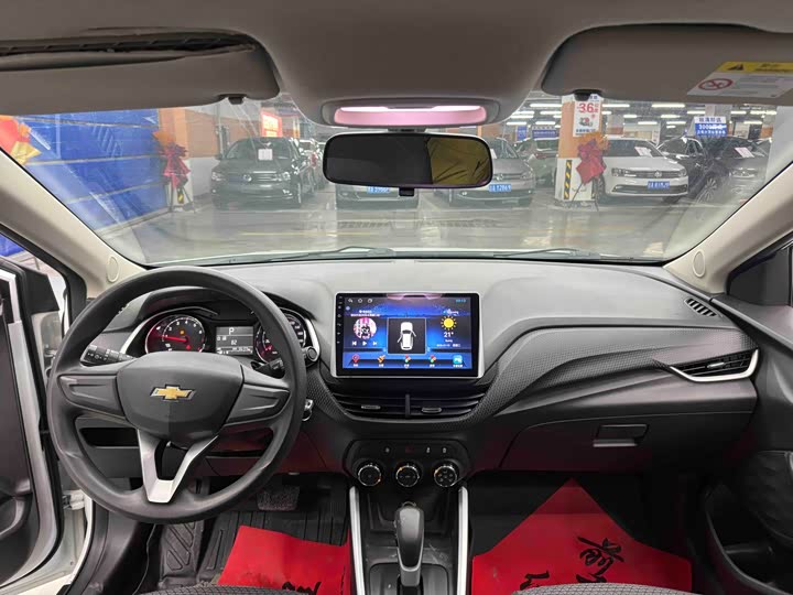 Фото 6 - Chevrolet Onix (Cavalier)