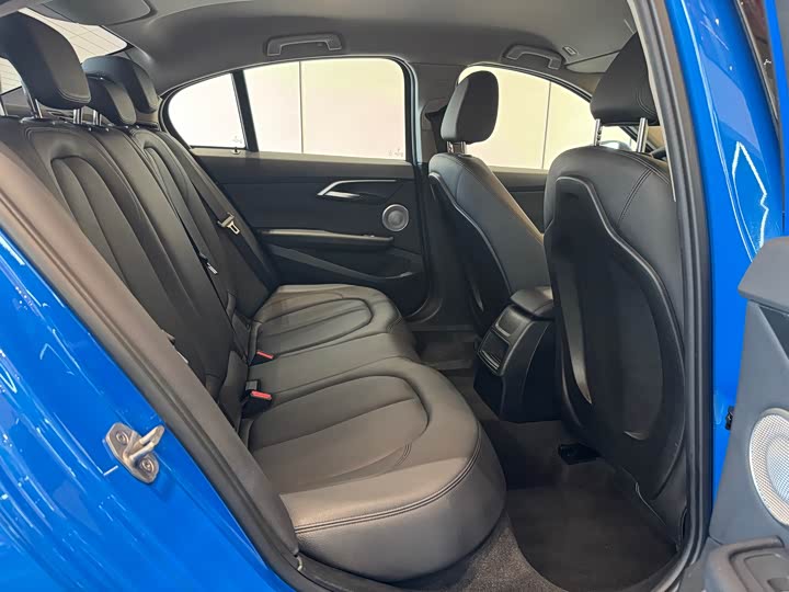 Фото 9 - BMW 1 Series