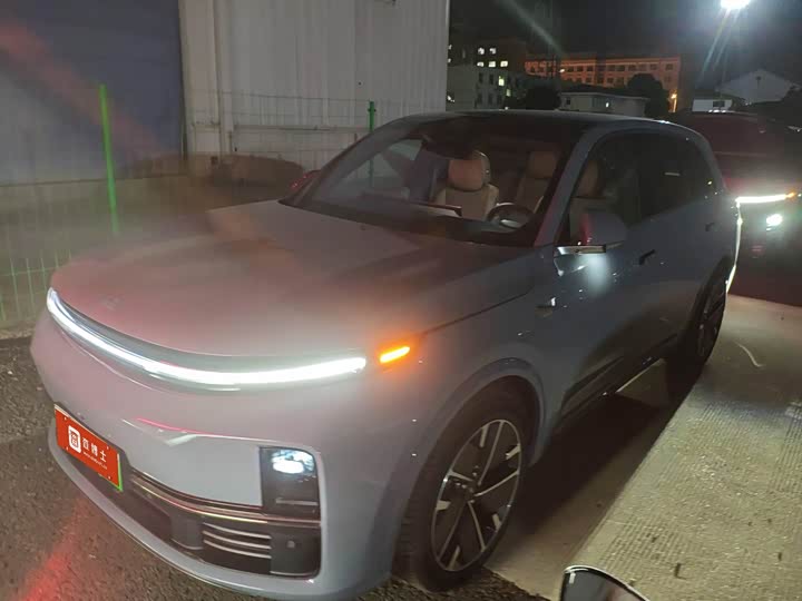 Фото 1 - LiXiang L7