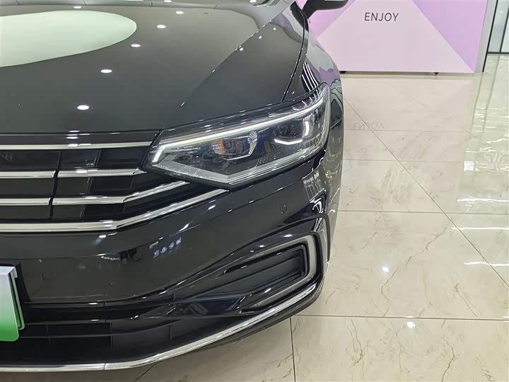 Фото 7 - Volkswagen Magotan GTE Hybrid