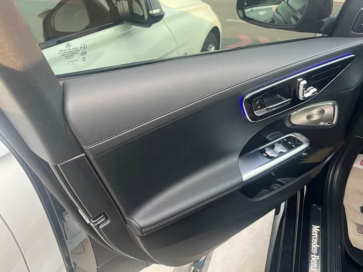 Фото 6 - Mercedes-Benz C-Class