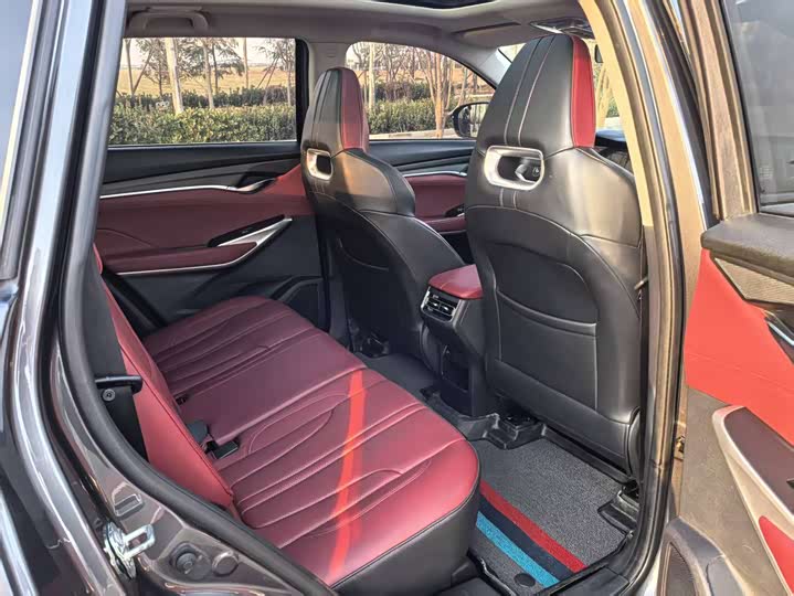 Фото 8 - Changan CS75 Plus