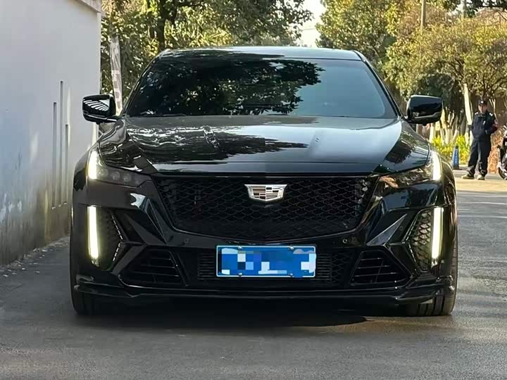 Фото 2 - Cadillac CT5
