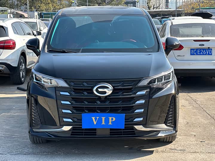 Фото 2 - GAC Trumpchi M6