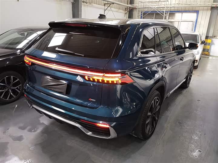 Фото 7 - Geely Monjaro