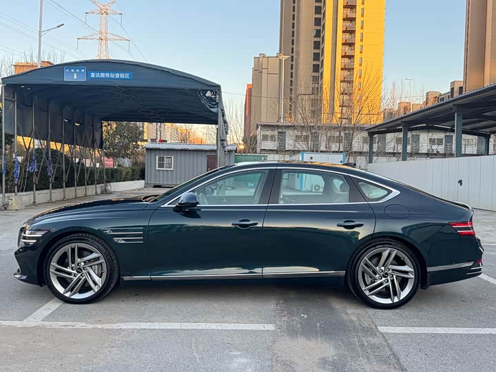 Фото 4 - Genesis G80