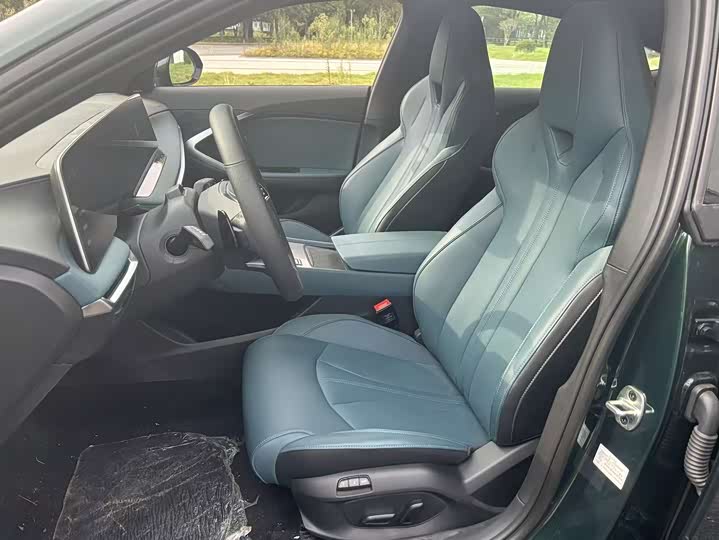 Фото 11 - MG Motor 7