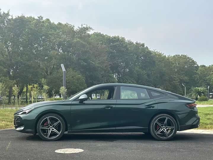 Фото 13 - MG Motor 7