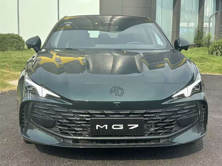 Фото 2 - MG Motor 7