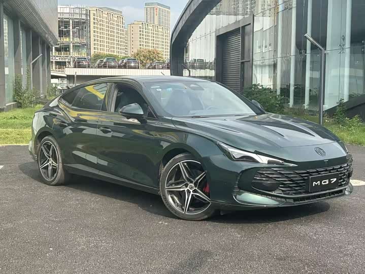 Фото 3 - MG Motor 7