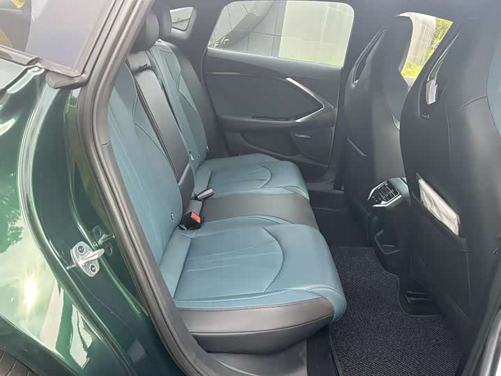 Фото 9 - MG Motor 7