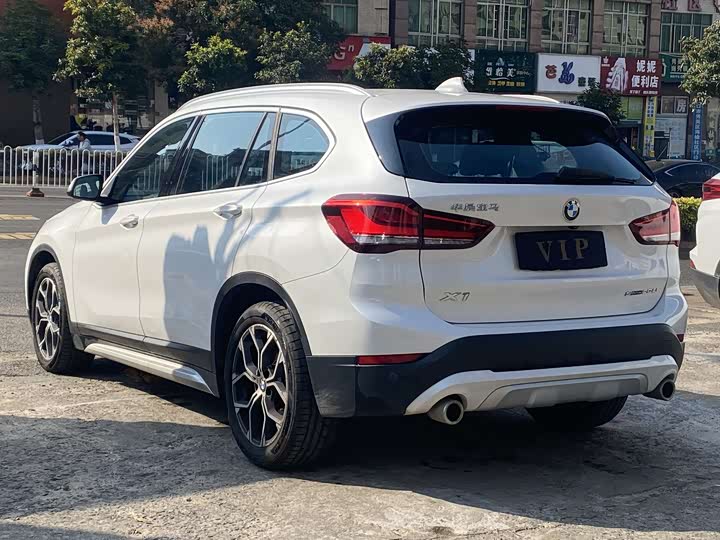 Фото 7 - BMW X1