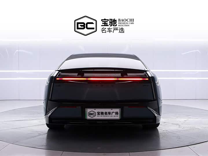 Фото 4 - XPeng P7