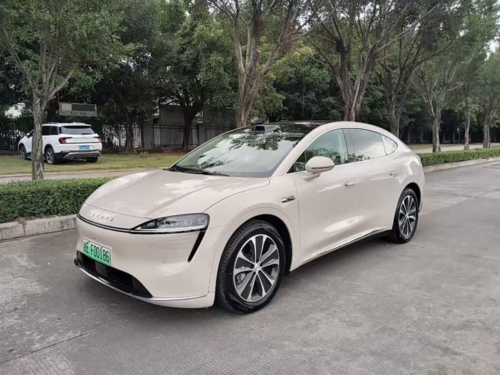 Фото 1 - Luxeed R7