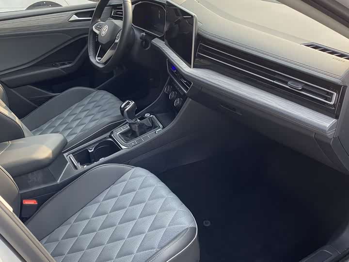 Фото 7 - Volkswagen Sagitar L