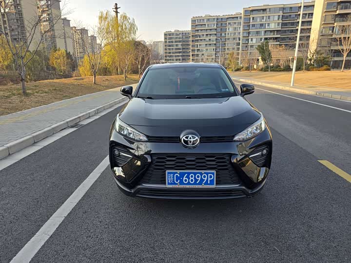 Фото 1 - Toyota Wildlander