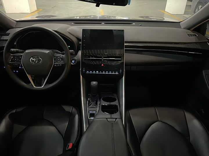 Фото 6 - Toyota Avalon
