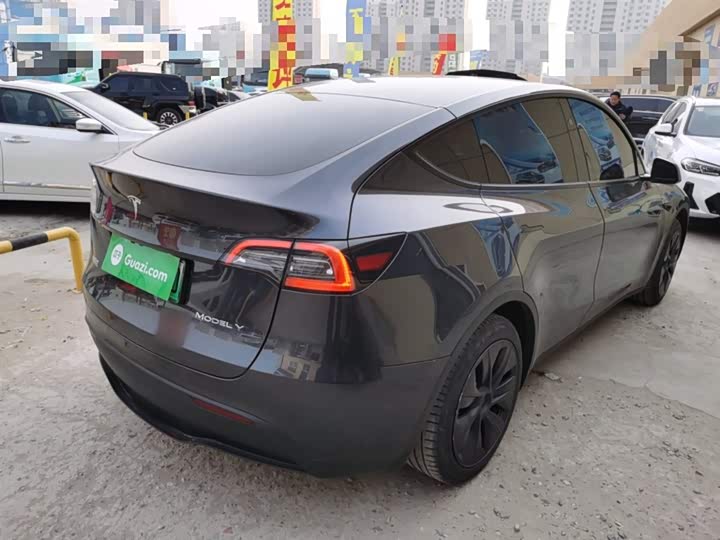 Фото 7 - Tesla Model Y