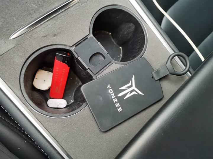 Фото 9 - Tesla Model Y