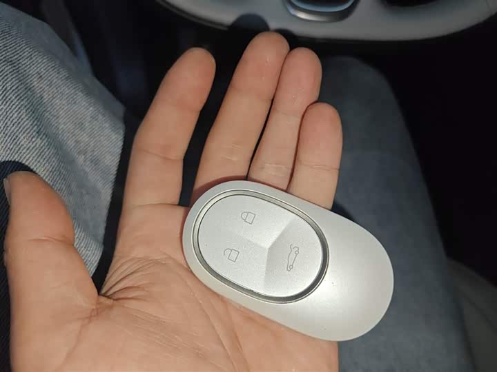 Фото 9 - Nio ES6