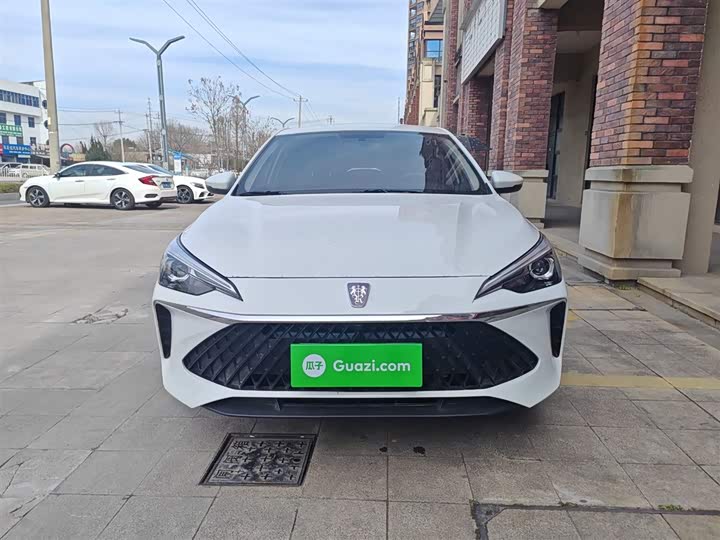 Фото 3 - Roewe i5