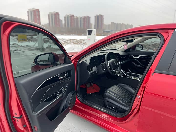 Фото 6 - Bestune B70