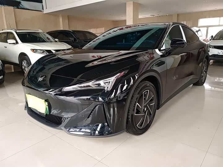 Фото 1 - BAIC Arcfox Alpha S5