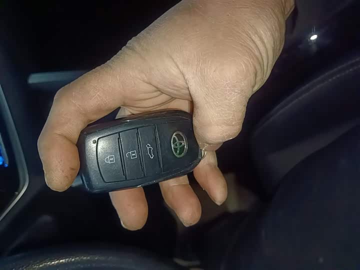 Фото 9 - Toyota Frontlander