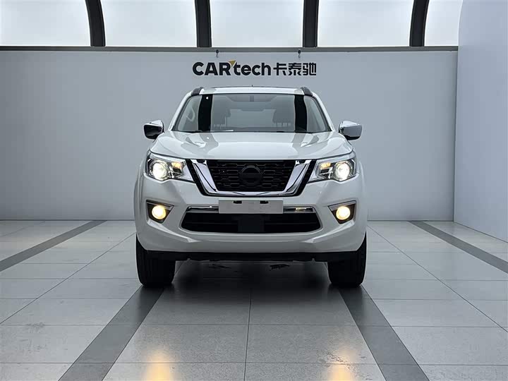 Фото 2 - Nissan Terra