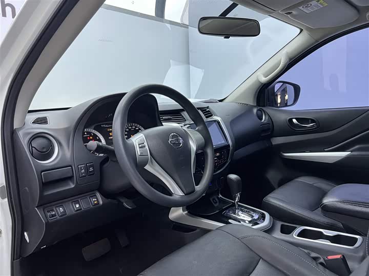 Фото 9 - Nissan Terra