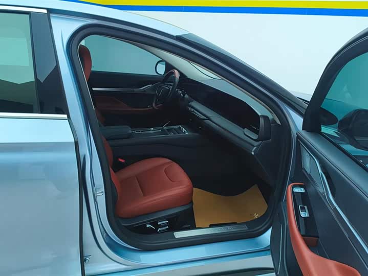 Фото 8 - Lincoln Z (Zephyr)